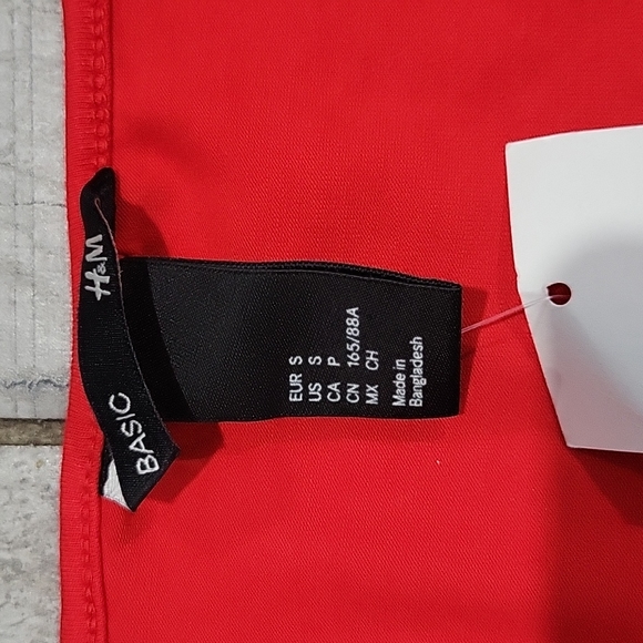 H&M contour mini  red    dress  size small #5 - Picture 4 of 4